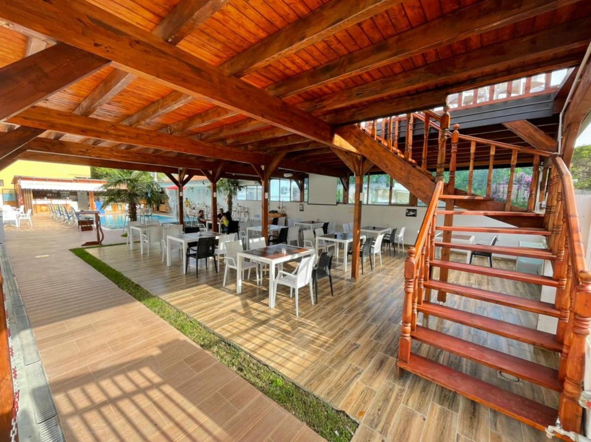 Brian Hotel Velipojë Екстериор снимка