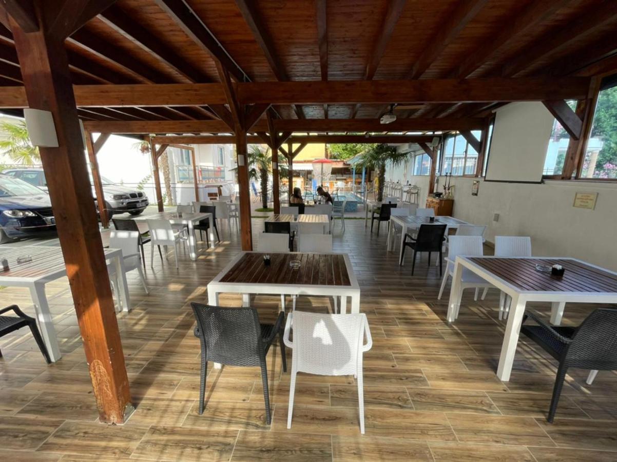 Brian Hotel Velipojë Екстериор снимка