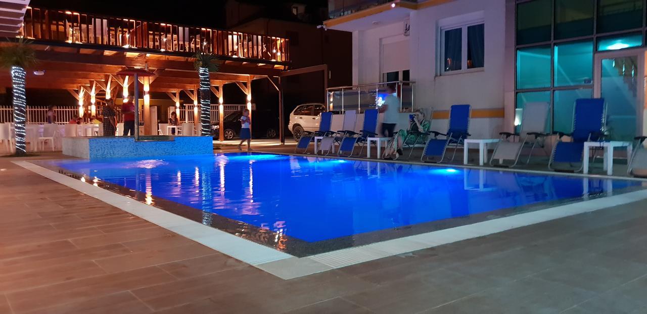 Brian Hotel Velipojë Екстериор снимка